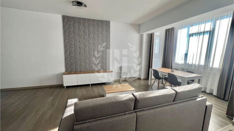 APARTAMENT 3 CAMERE DECOMANDAT 79 MP